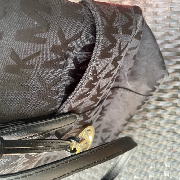 MICHAEL KORS BAG,Michael Kors Black Monogram Handbag - Picture 13 of 17